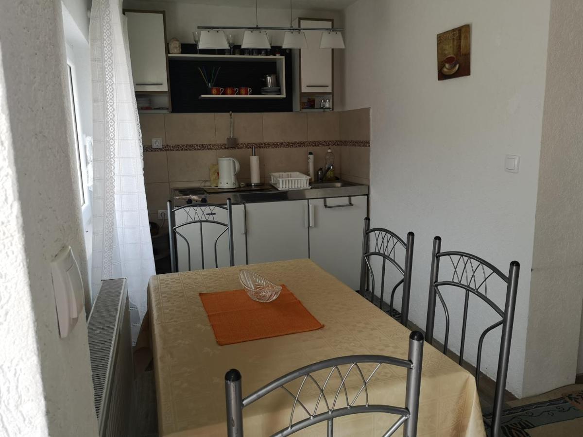 Apartmani Zubor Banja Koviljača エクステリア 写真